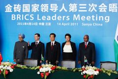 Země BRICS chtějí rozvojovou banku. Pomoci má i Evropě