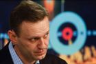 Ruská policie vnikla do kanceláře opozičníka Navalného. Zaměstnance vykázala ven