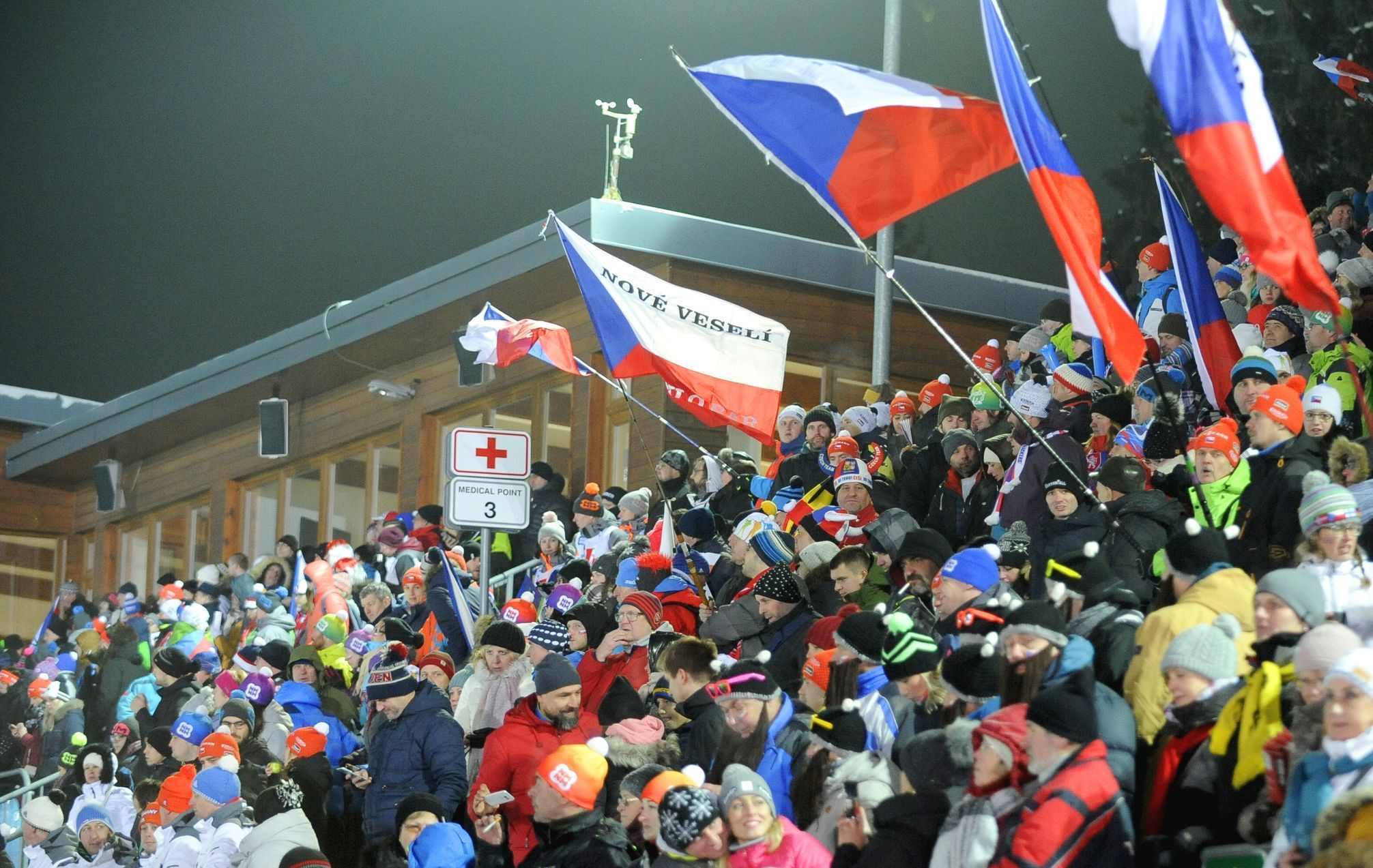 Fanoušci sledují sprint SP v Novém Městě na Moravě 2018.