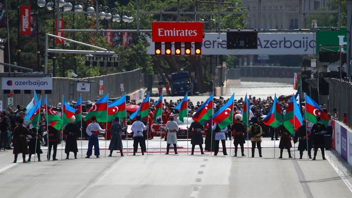 V Baku odstartuje z prvního místa Leclelerc; Zdroj foto: Reuters
