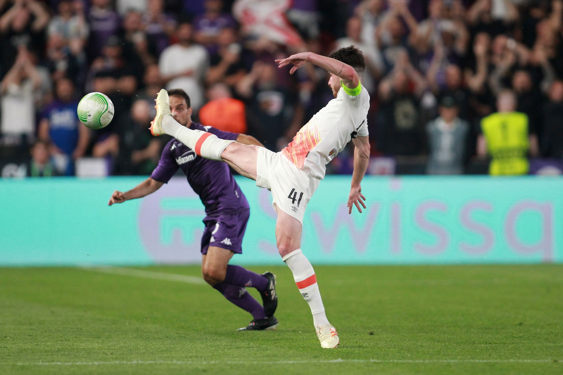 Declan Rice ve finále Konferenční ligy Fiorentina - West Ham