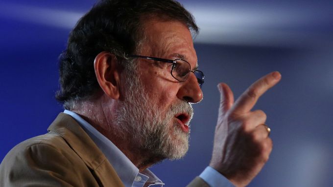 Španělský premiér Mariano Rajoy na mítinku v Barceloně.