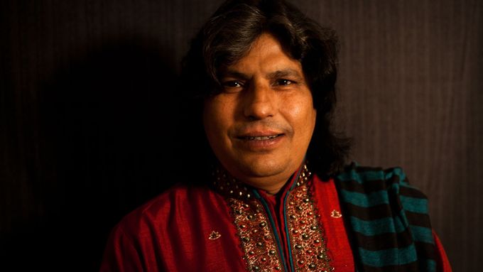 Faiz Ali Faiz je mistrem pákistánského transovního zpěvu qawwali.