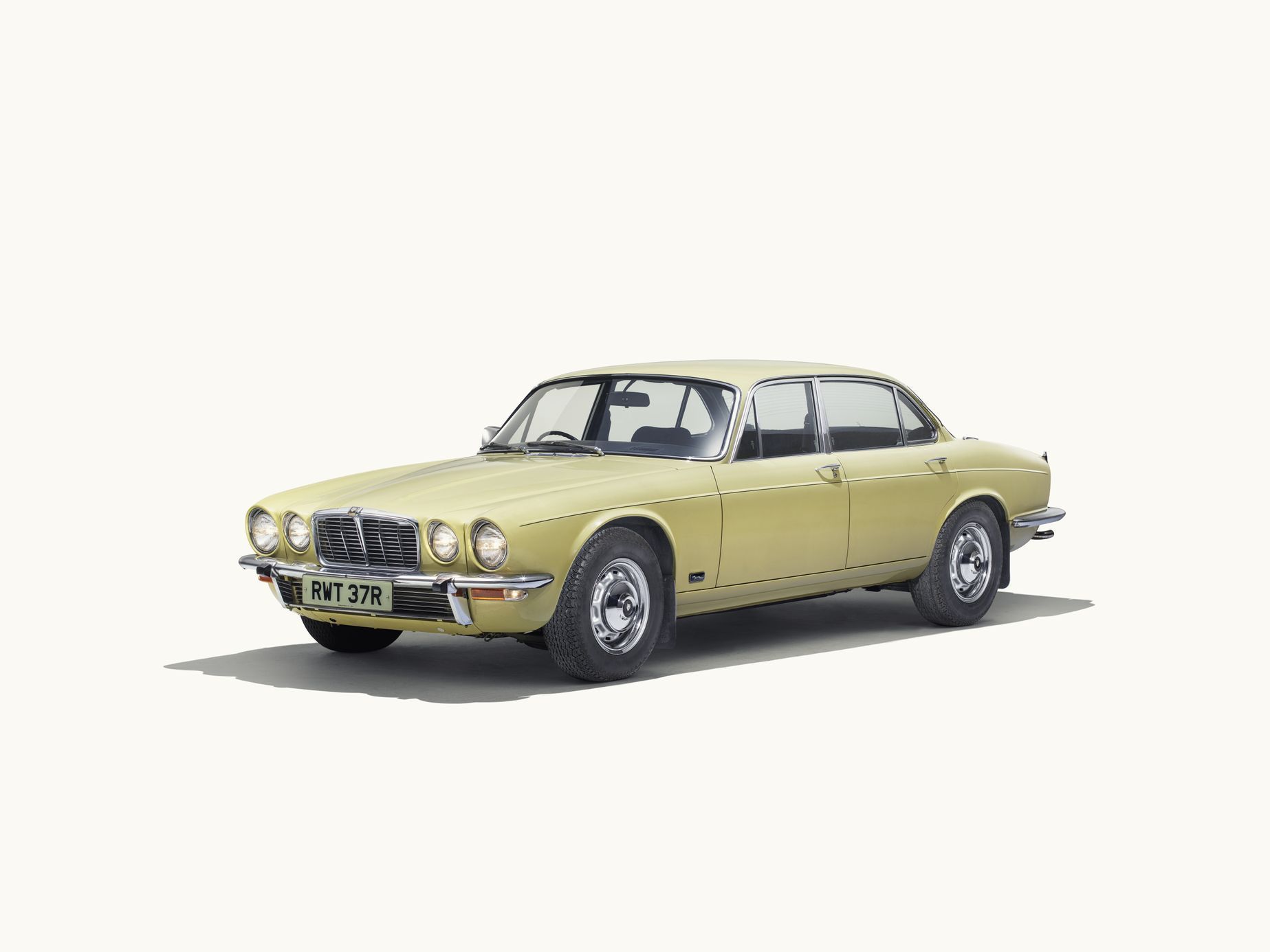 Jaguar XJ12