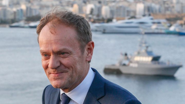 Tusk mluvil o peklu pro zastánce brexitu. Ďábelský euromaniak, kritizují Britové