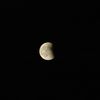 Zatmění Měsíce v ČR - Měsíc je extrémně tmavý kvůli sopečnému prachu v atmosféře