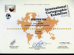 Na 25. světovém kartografickém kongresu v Paříži získal atlas ve své kategorii 1. cenu.