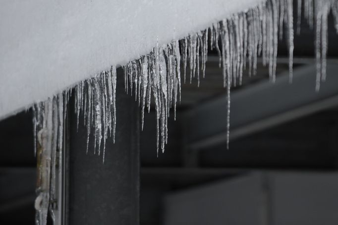 Vysočina Arenu zahalila zima. Pořadatelé doufají, že přírodní sníh vydrží dlouho.