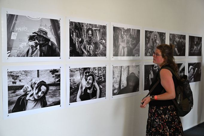 Muzeum regionu Boskovicka vystavuje fotografie pražského rodáka Kevina V. Tona pod názvem Parallel Life on the Edge.