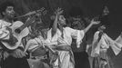 Romové při hudebním folklorním vystoupení na 43. ročníku mezinárodního folkloristického festivalu Strážnice v roce 1988.