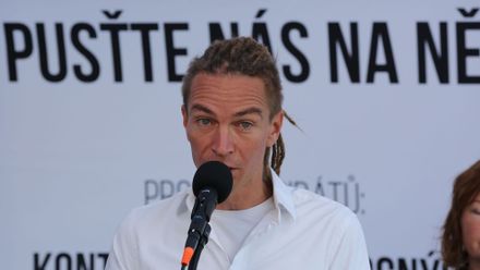 Bartoš: Nechceme nekonečnou vládu odborníků. Vysvětlili jsme Zemanovi, proč jdou Piráti do opozice