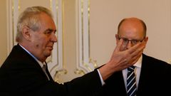 Bohuslav Sobotka Miloš Zeman na Hradě demise "demise"