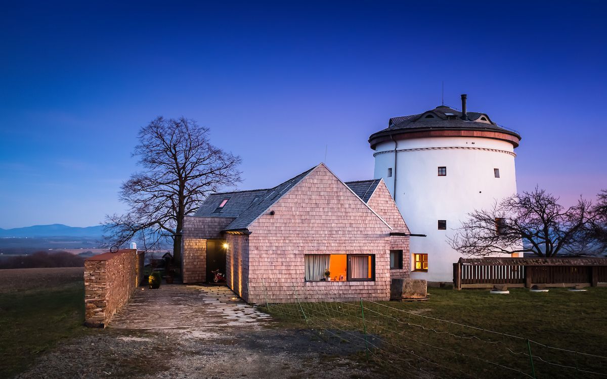 Mlýn s domem/ Kotek