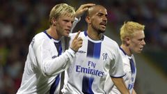 fotbal, kvalifikace Ligy mistrů 2003/2004, Žilina - Chelsea, Eidur GUDJOHNSEN - Juan Sebastian VERÓN - Mikael FORSSELL