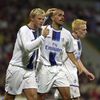 fotbal, kvalifikace Ligy mistrů 2003/2004, Žilina - Chelsea, Eidur GUDJOHNSEN - Juan Sebastian VERÓN - Mikael FORSSELL