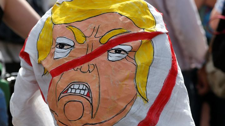 Šéf britského parlamentu odmítl banket na počest Trumpa. Je to neúcta, tvrdí kritici