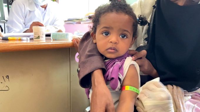 Jemen: Humanitární krize v rozvrácené zemi nabývá obřích rozměrů