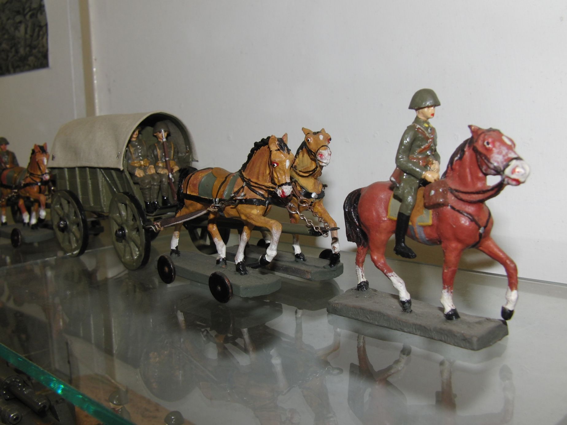 Vojáčci a modely vojenské techniky Lubora Šušlíka