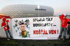 Mnichov nechápavě zíral na český fotbalový protest