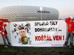 Čeští fanoušci prvního místopředsedu svazu rádi nemají.