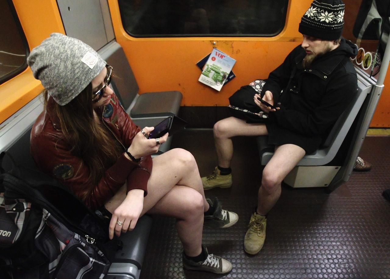No Pants Subway Ride neboli jízda metrem bez kalhot