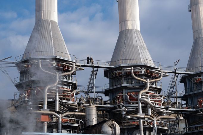 Džun Kunimura jako Džuniči Nodžima a Johnny Depp coby William Eugene Smith.