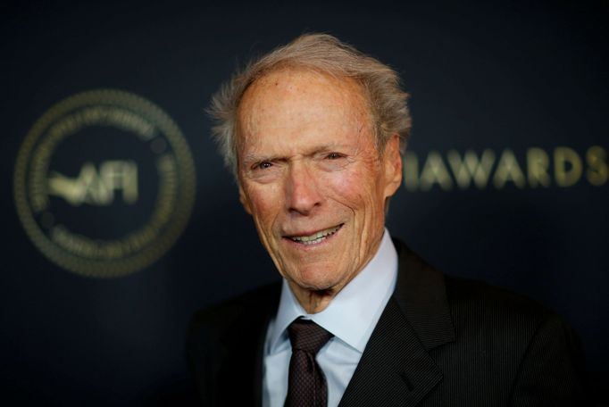 Herec a režisér Clint Eastwood na fotografii z roku 2020.