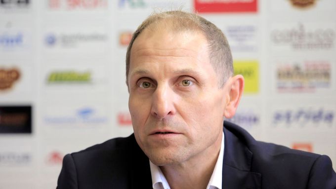 Šéf jihlavského hokeje Bedřich Ščerban chce vrátit Duklu po roce zpět do extraligy.