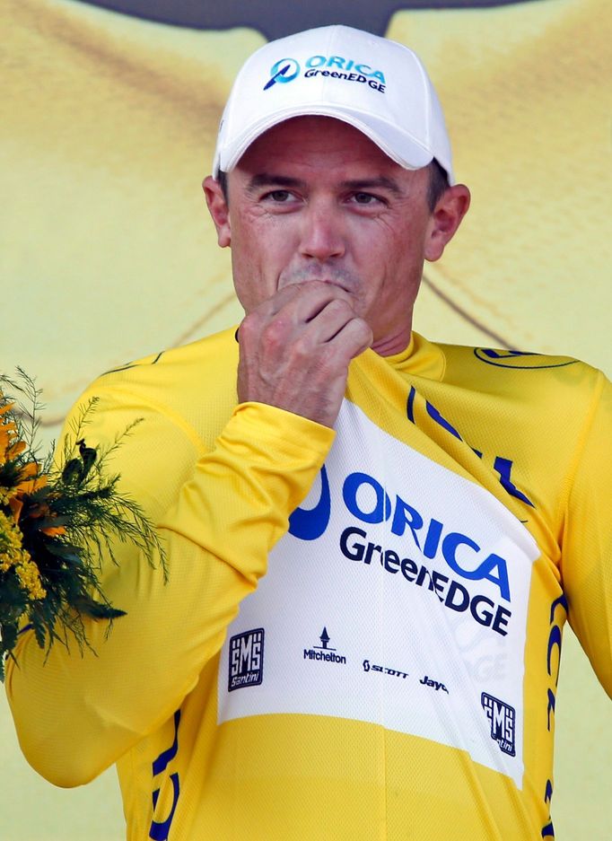 Simon Gerrans ve žlutém trikotu po časovce družstev na Tour de France 2013