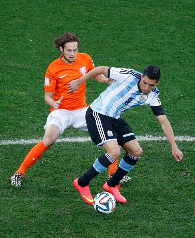 MS 2014, Argentina-Nizozemsko: Daley Blind - Enzo Perez