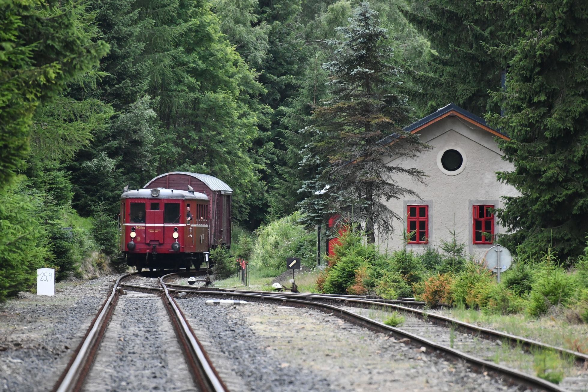 Nádraží Kovářská, projekt, spolek, záchrana, pomoc, stavba, vechtrovna, nádraží, rekonstrukce