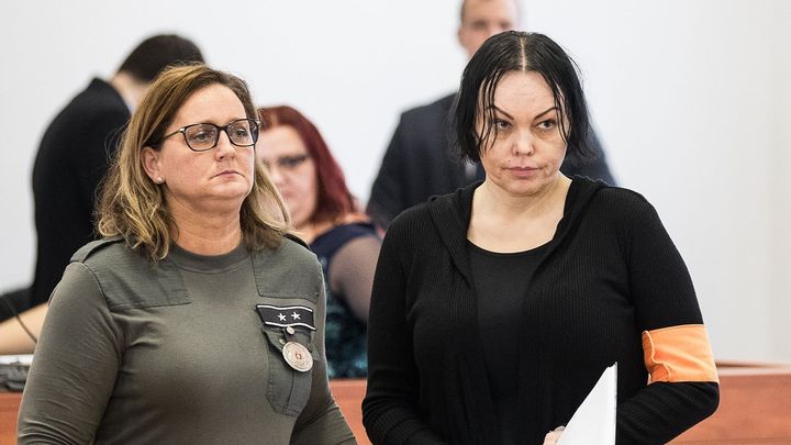 Zsuzsová má jít na 21 let do vězení. Podle soudu zprostředkovala vraždu exprimátora