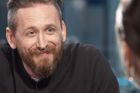 Potřebuju se zpovídat jako člověk, lidi na balkóně sbírám jako Pokémony, říká Třeštík