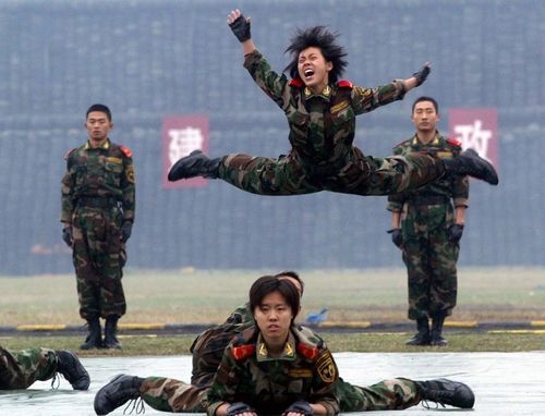 Protiteroristické cvičení v Číně
