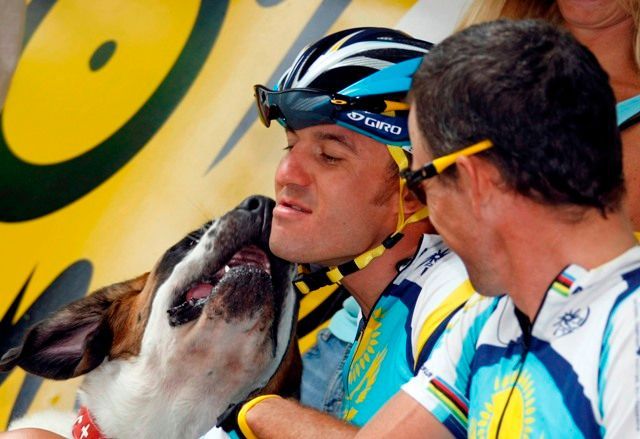 Armstrong, Popovič a bernanrdýn