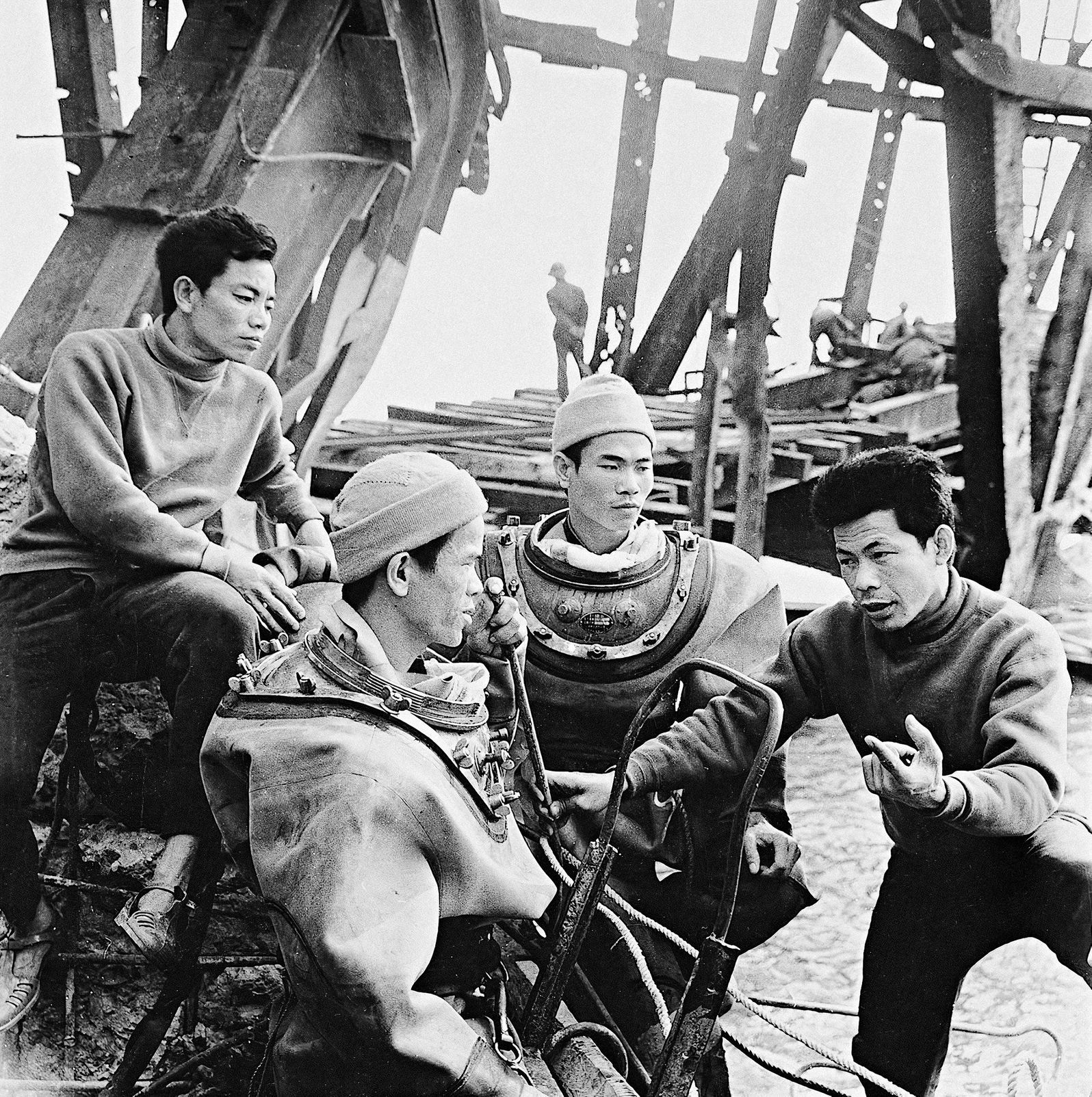 Jednorázové užití / Fotografie z války ve Vietnamu / Another