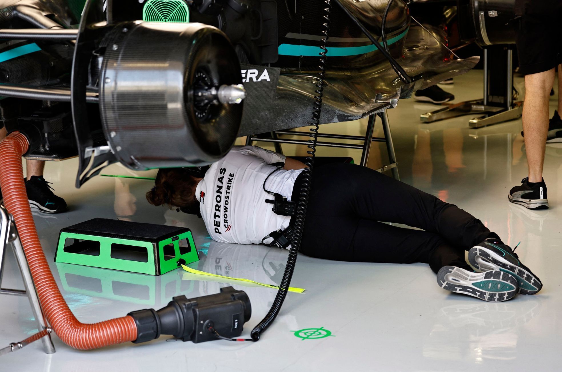 Testy F1 v Sáchiru 2023: boxy Mercedesu