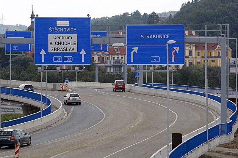Dálniční obchvat Prahy před otevřením
