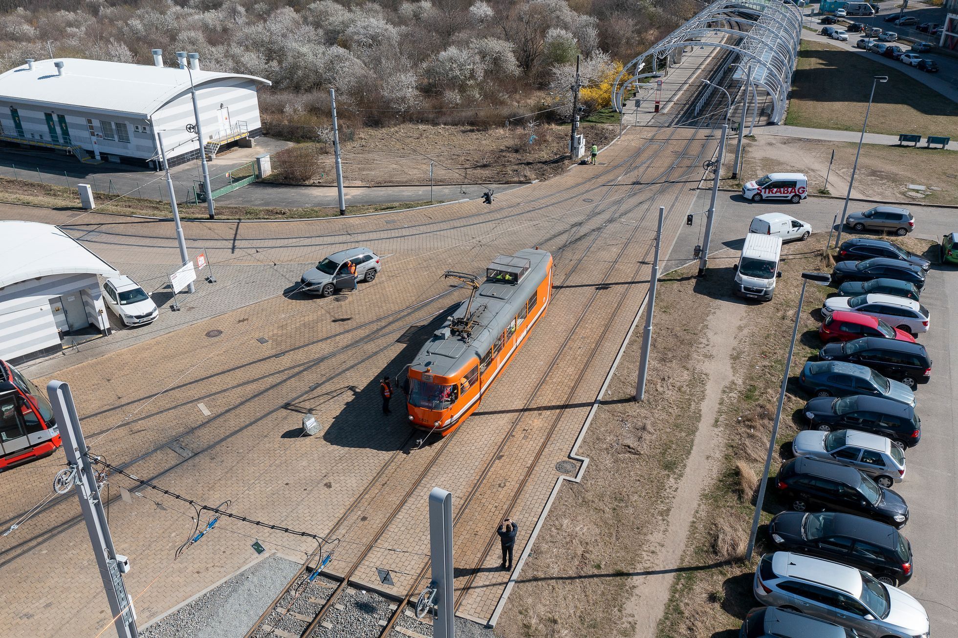 Holyně, tram