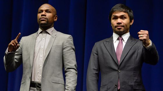 Konečně se setkali tváří v tvář! Floyd Mayweather a Manny Pacquiao absolvovali ve středu první vzájemnou tiskovou konferenci.