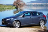 Nová generace Fordu Focus, který zvítězil v kategorii Nižší a střední třída, sází na atraktivní design...