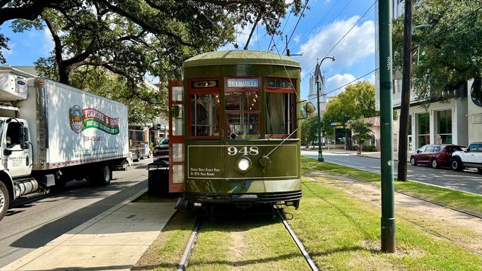 New Orleans. Nejstarší stále fungující tramvajová linka na světě.