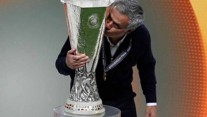 Mourinho oslavil čtvrtou evropskou trofej.