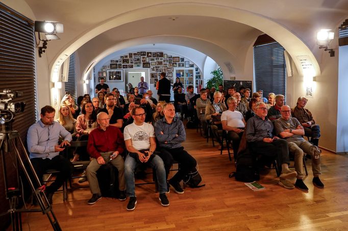 Debata Aktuálně.cz v Knihovně Václava Havla