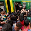 Uprchlíci zaplavili nádraží Keleti