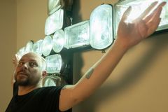 Pasta Oner na výstavě Ermitage v Obecním domě odkryje svou „poustevnu“