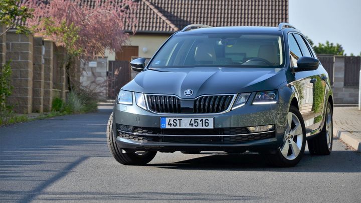Škodovky na německých STK. Podprůměrné výsledky i Superb na úrovni Mercedesu třídy E