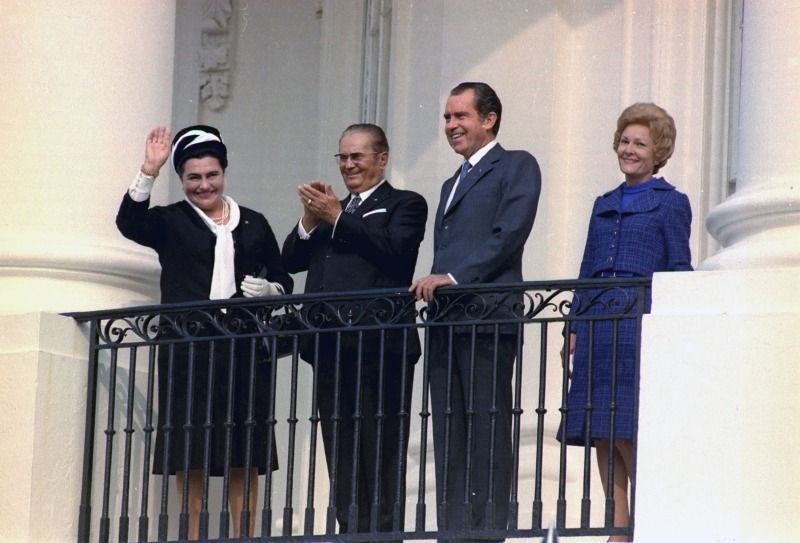 Richard Nixon, Pat Nixonová, Jovanka Broz, Josip Broz Tito