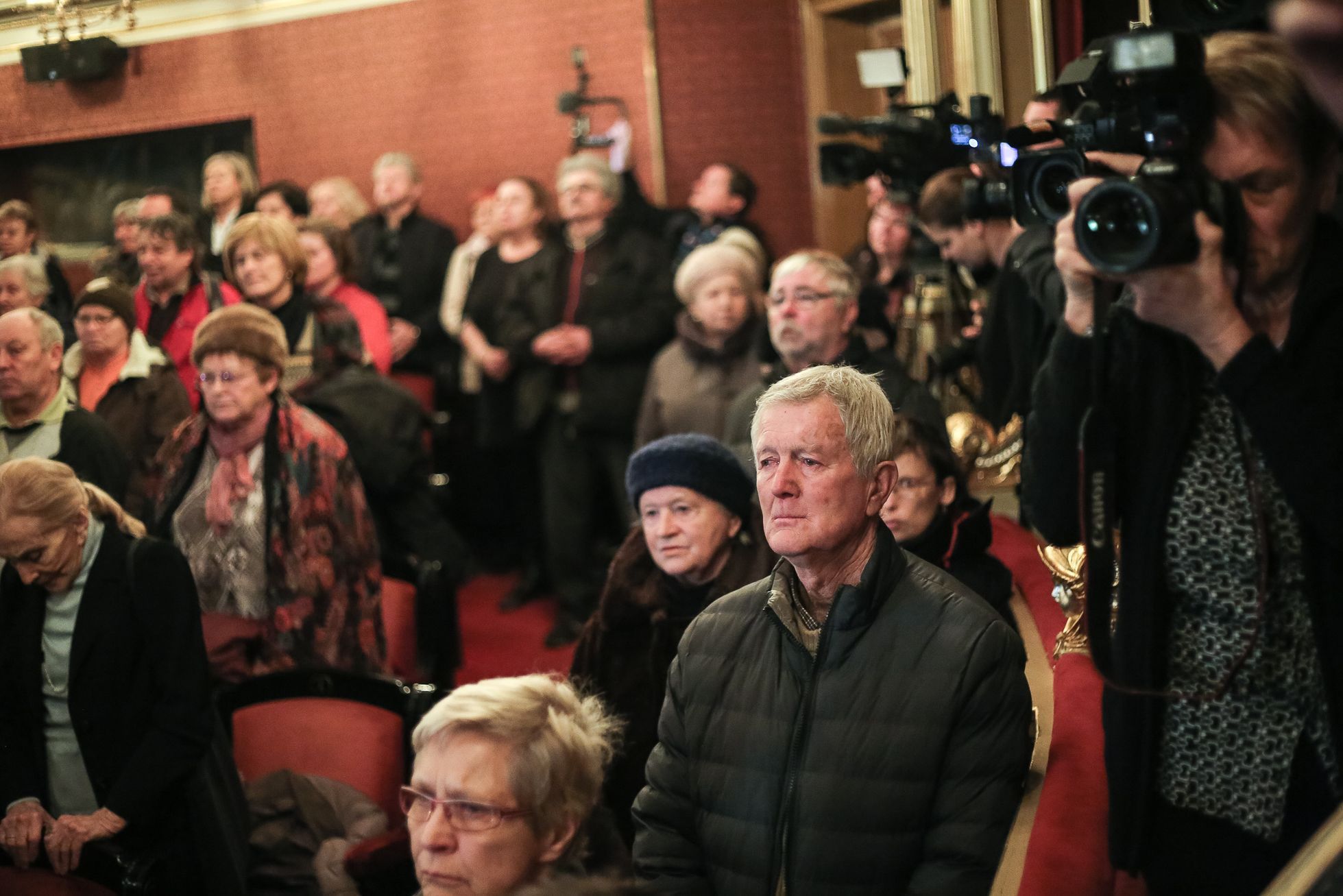Pohřeb herce Ludka Munzara, Národní divadlo, 1. 2. 2019