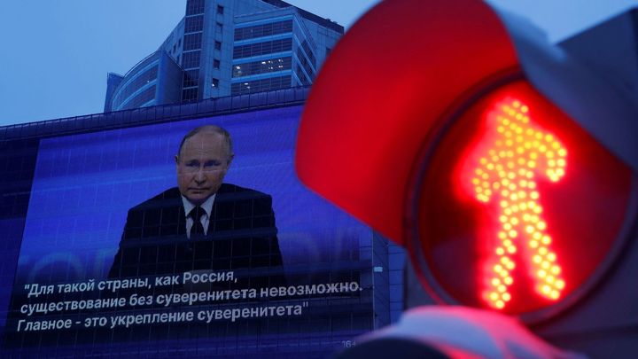 Putin byl ve své show otevřený: Buď bude Ukrajina poslouchat, nebo přestane existovat